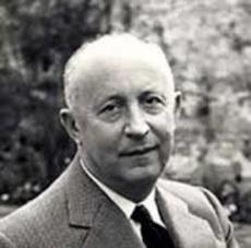christian dior essay christian dior essay