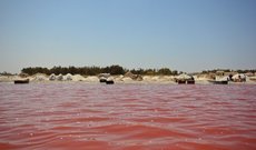 Розовое озеро Ретба: как добраться, отзывы, расположение на карте ...
